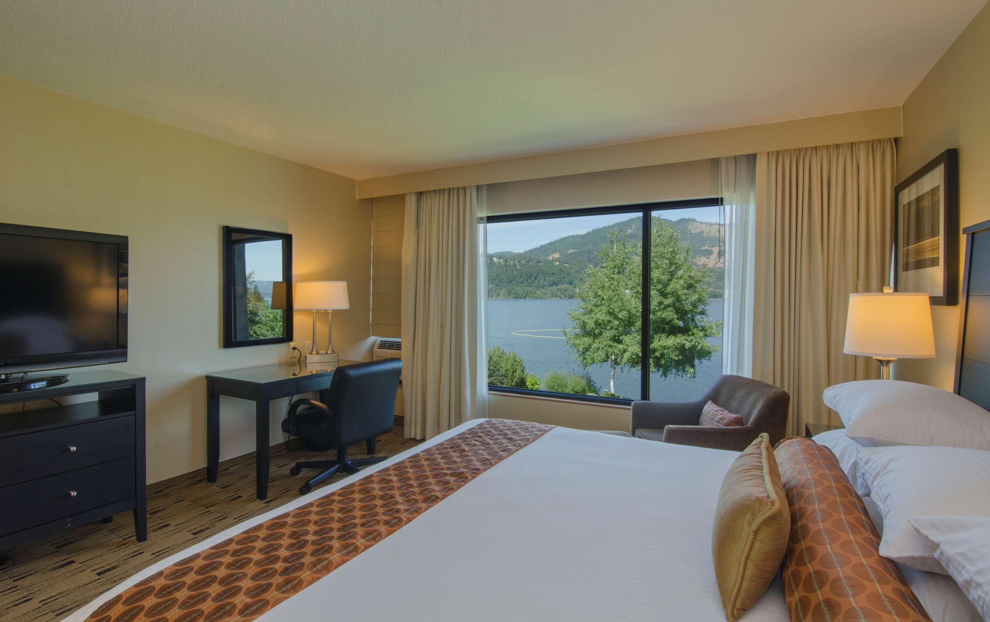 Best Western Plus Hood River Inn Buitenkant foto